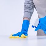 המדריך השלם לניקוי ספות ומזרנים