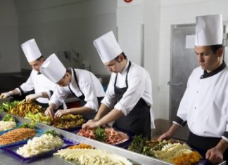 בחירת קייטרינג איכותי לאירועים