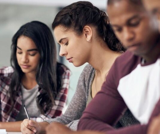 לימוד אנגלית עסקית: הדרך להצלחה מקצועית